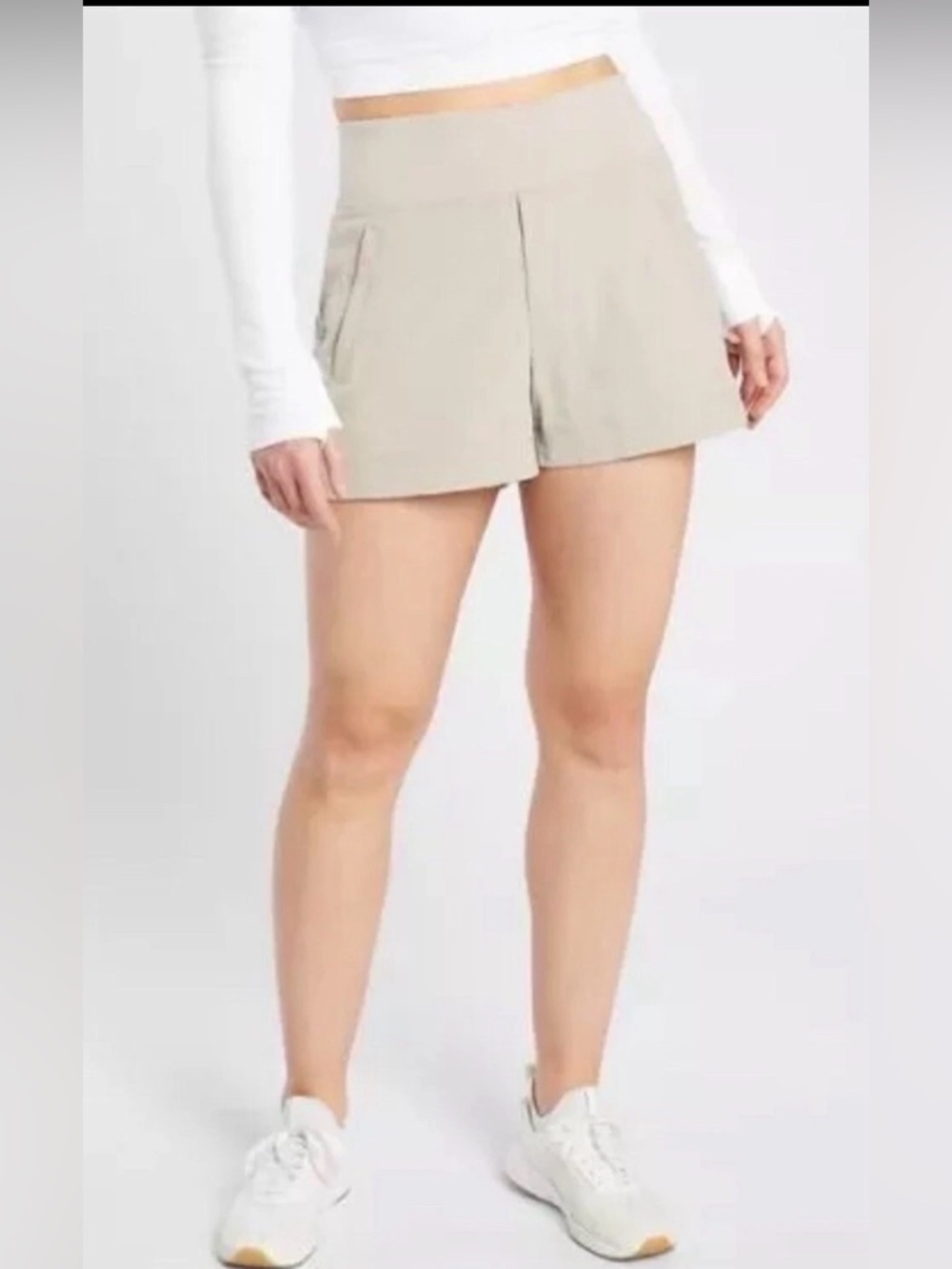 Athleta Trekkie North Mid Rise 3.5" Short Light Khaki Brown Size 10 NEW